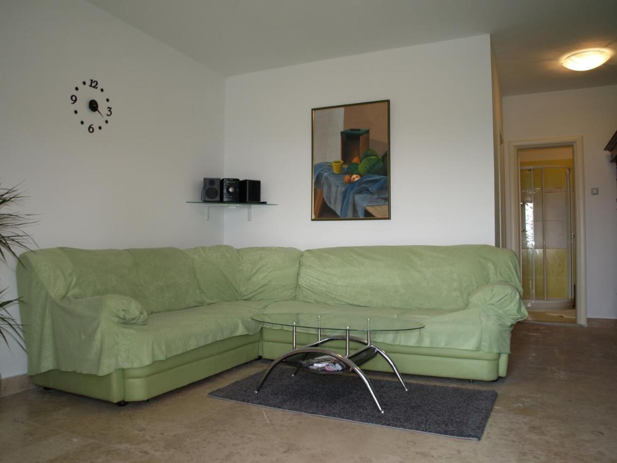 Apartment Pud Oreh Roč Rom bilde